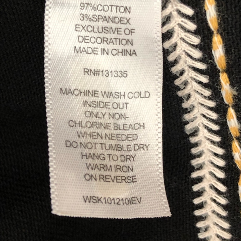 -SOLD- Anthropologie Black Braeve Embroidered Floral Mini Skirt Size Small - Picture 6 of 6